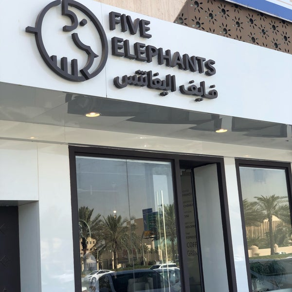 Five Elephants: Indulge in the Finest Flavors